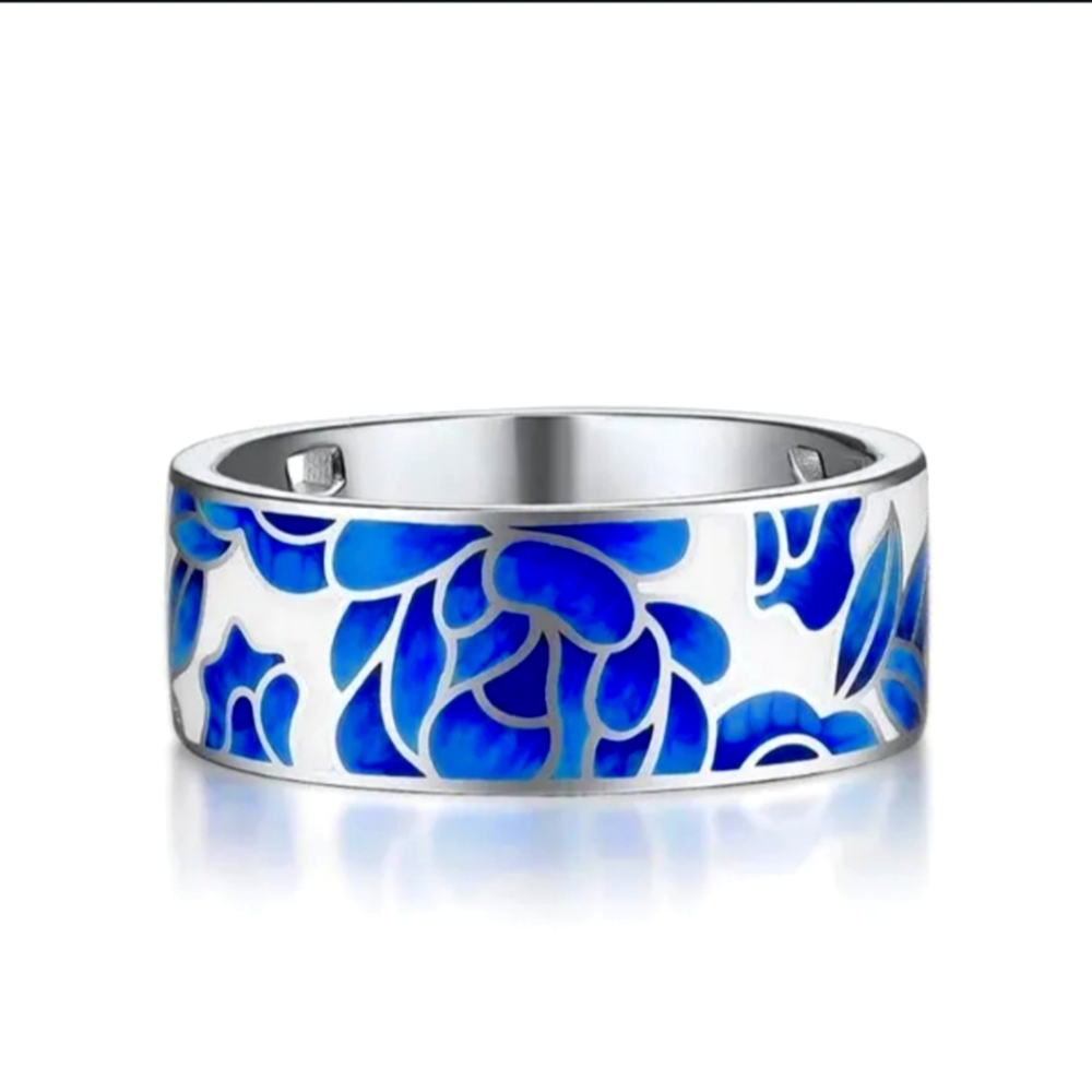 NWT Blue Floral Silver Ring